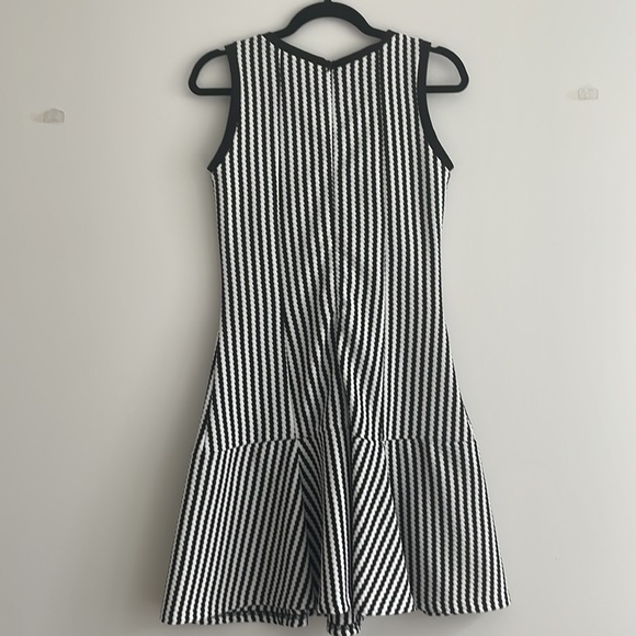 Aqua dress - Picture 2 of 3